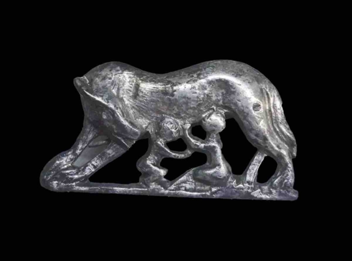 Silver brooch discovery in Spain reignites debates about the Capitoline Wolf
