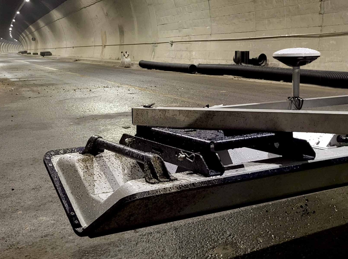 Pioggia in galleria: il georadar svela cosa accade sotto l’asfalto grazie alla tecnologia Kontur